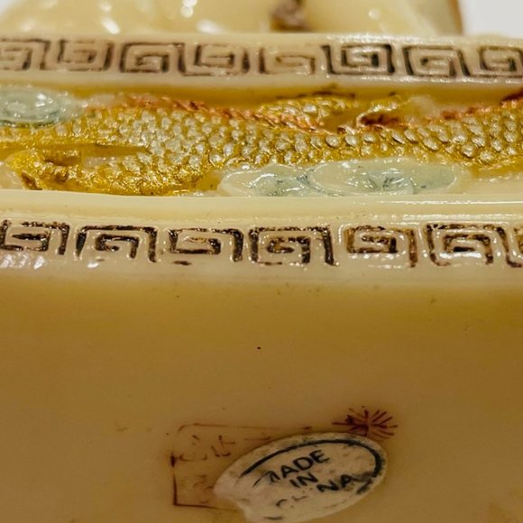 Foo Dog Hand Decorated Painted Resin Figurine Makers Mark - Picture 10 of 12